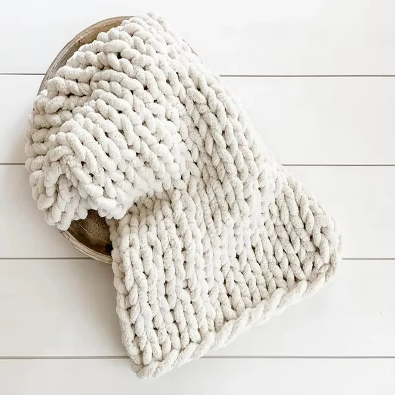 Factory Wholesale Chunky Chenille Blankets Jumbo Chenille Blankets Chenille Bulky Blankets Very Soft for Bed Sofa
Factory Wholesale Chunky Chenille Blankets Jumbo Chenille Blankets Chenille Bulky Blankets Very Soft for Bed Sofa