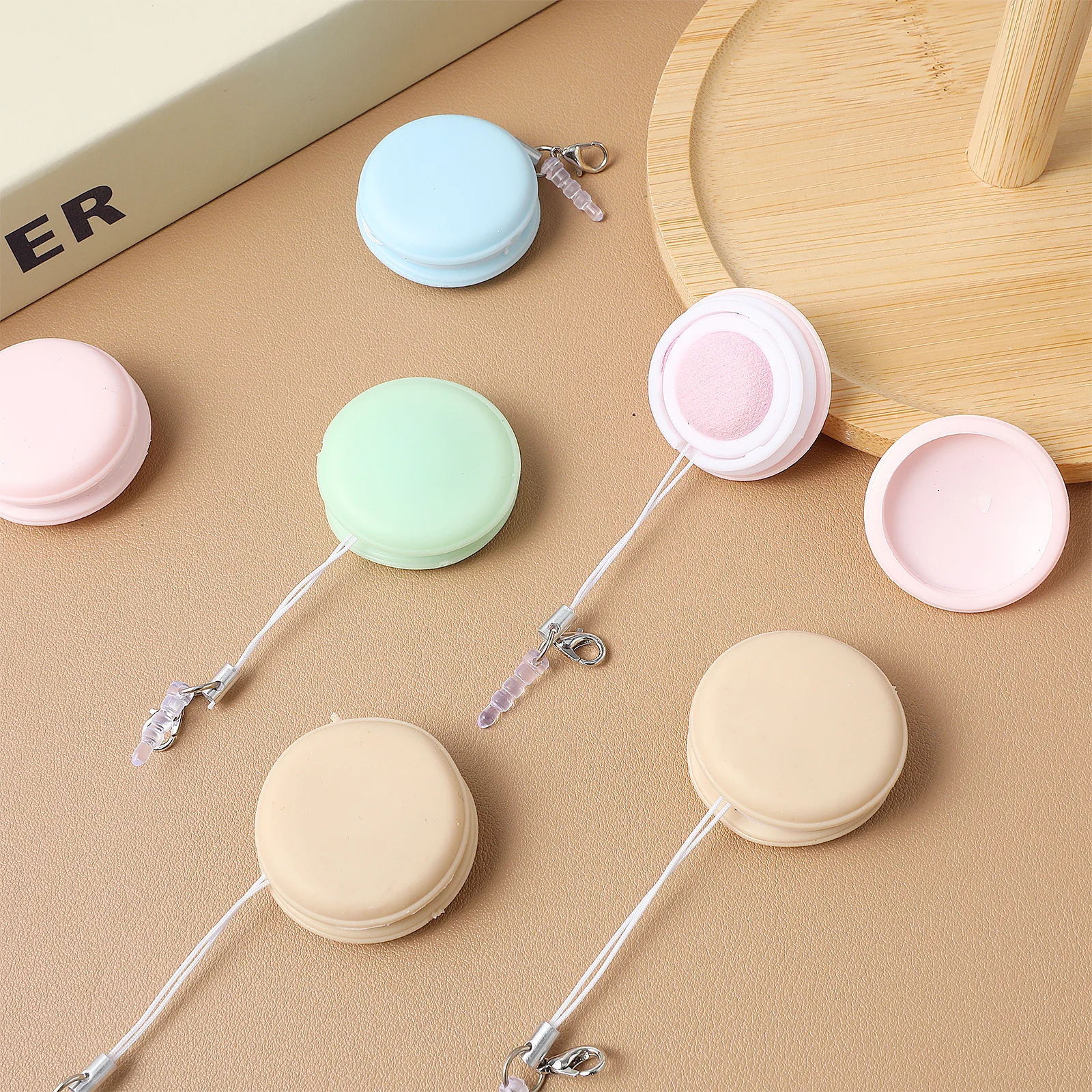 8Pcs Cute Macaron Style Screen Cleaners PP Silicone Material Lightweight Eye Glass Wipes for Electronics Glasses Compact with
8Pcs Cute Macaron Style Screen Cleaners PP Silicone Material Lightweight Eye Glass Wipes for Electronics Glasses Compact with