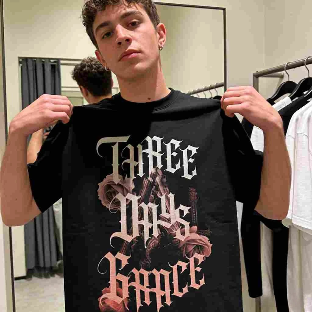 Футболка Three Days Grace Футболка с рок-музыкой TDG Band Shirt One X - Life Starts Now Three Days Grace Merch Unisex Rocker Clothing
Футболка Three Days Grace Футболка с рок-музыкой TDG Band Shirt One X - Life Starts Now Three Days Grace Merch Unisex Rocker Clothing