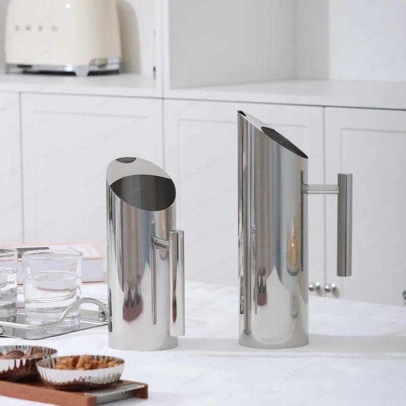 Прямой кувшин из нержавеющей стали 304, большой емкости, для сока, кофе, барный кувшин для барменов
Прямой кувшин из нержавеющей стали 304, большой емкости, для сока, кофе, барный кувшин для барменов