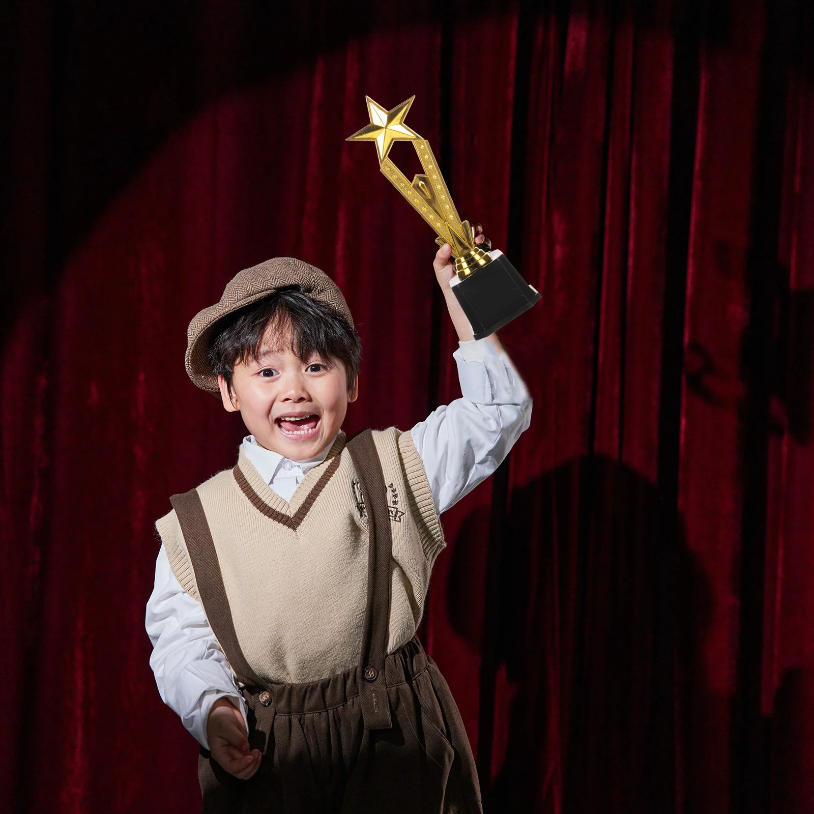 Clothing Children's Trophy Gift Party Decorations Plastic Awards Competition for School
Clothing Children's Trophy Gift Party Decorations Plastic Awards Competition for School
