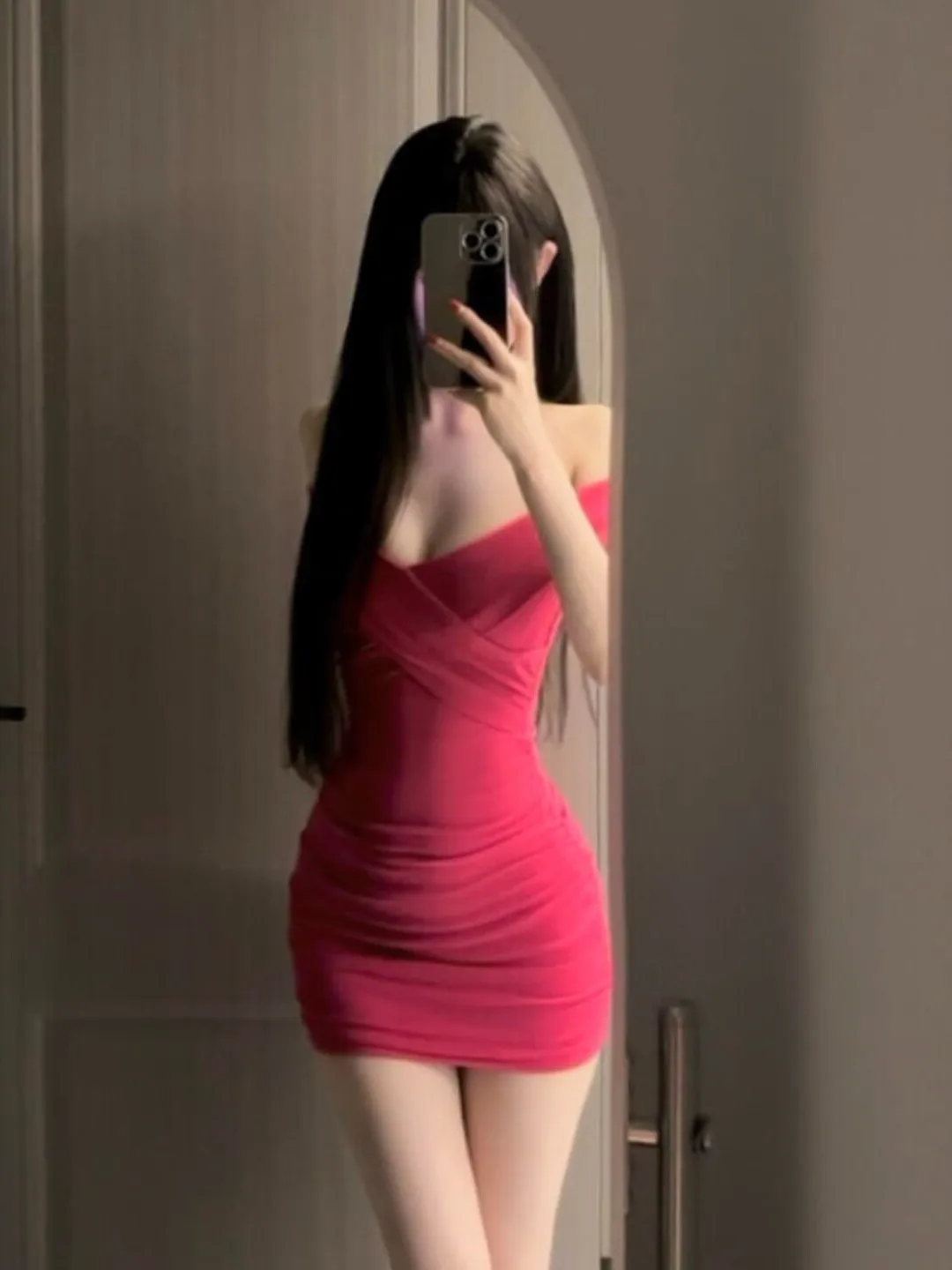 Sexy Pure Desire V-neck Waist-cinched Slim-fit Bodycon Dress Fashionable Summer 2026 City Commute Casual Party Women's Dress
Sexy Pure Desire V-neck Waist-cinched Slim-fit Bodycon Dress Fashionable Summer 2026 City Commute Casual Party Women's Dress