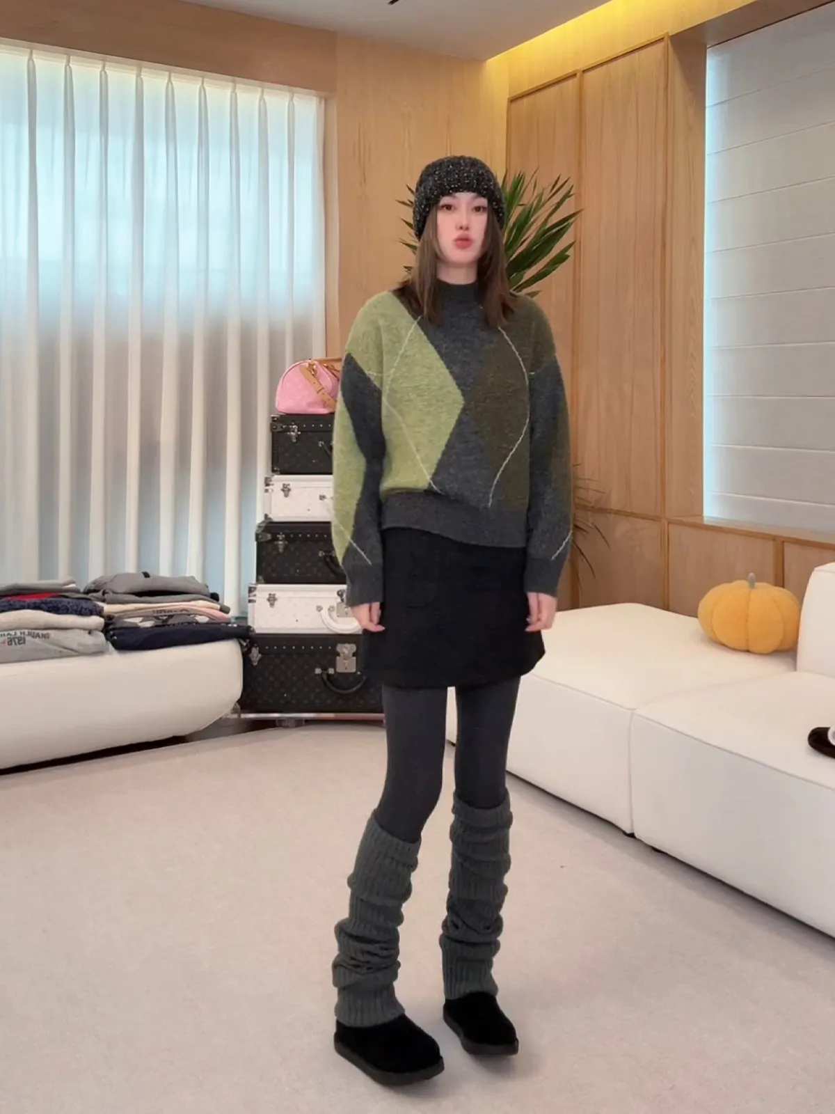 Простая повседневная юбка-обертка для женщин, средней посадки, А-силуэта, короткая, с двумя карманами, премиум-класса, осенняя коллекция
Простая повседневная юбка-обертка для женщин, средней посадки, А-силуэта, короткая, с двумя карманами, премиум-класса, осенняя коллекция