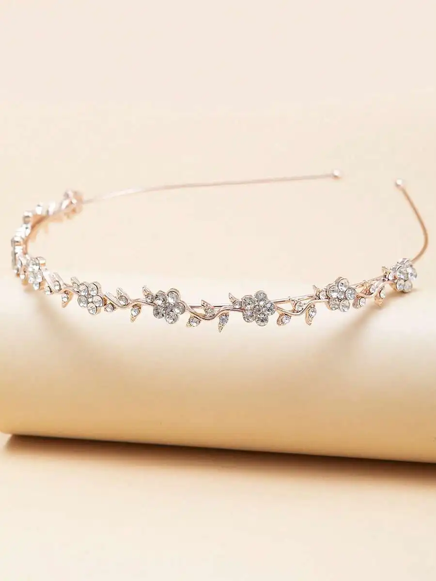 Rhinestone Flower Headband Elegant Tiaras Hair Accessories For Women
Rhinestone Flower Headband Elegant Tiaras Hair Accessories For Women