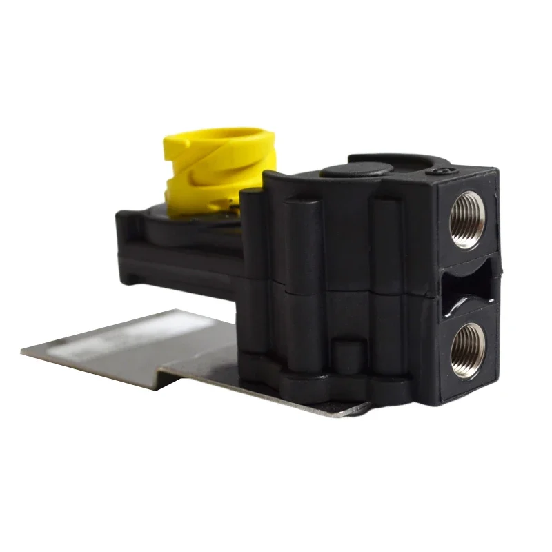 Atlas Copco 1089962582 Industrial Air Compressor Accessories Durable Metal Differential Pressure Sensor
Atlas Copco 1089962582 Industrial Air Compressor Accessories Durable Metal Differential Pressure Sensor