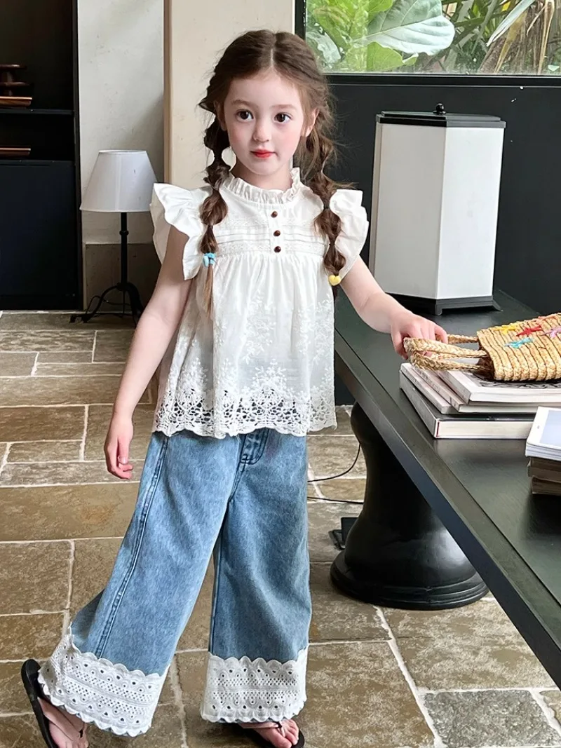 Set Kid Girl 2025 Summer New Style Cotton Ruched Pleat Flutter Sleeve Shirt Straight-leg Jeans Sweet Casual Pastorale Fashion
Set Kid Girl 2025 Summer New Style Cotton Ruched Pleat Flutter Sleeve Shirt Straight-leg Jeans Sweet Casual Pastorale Fashion