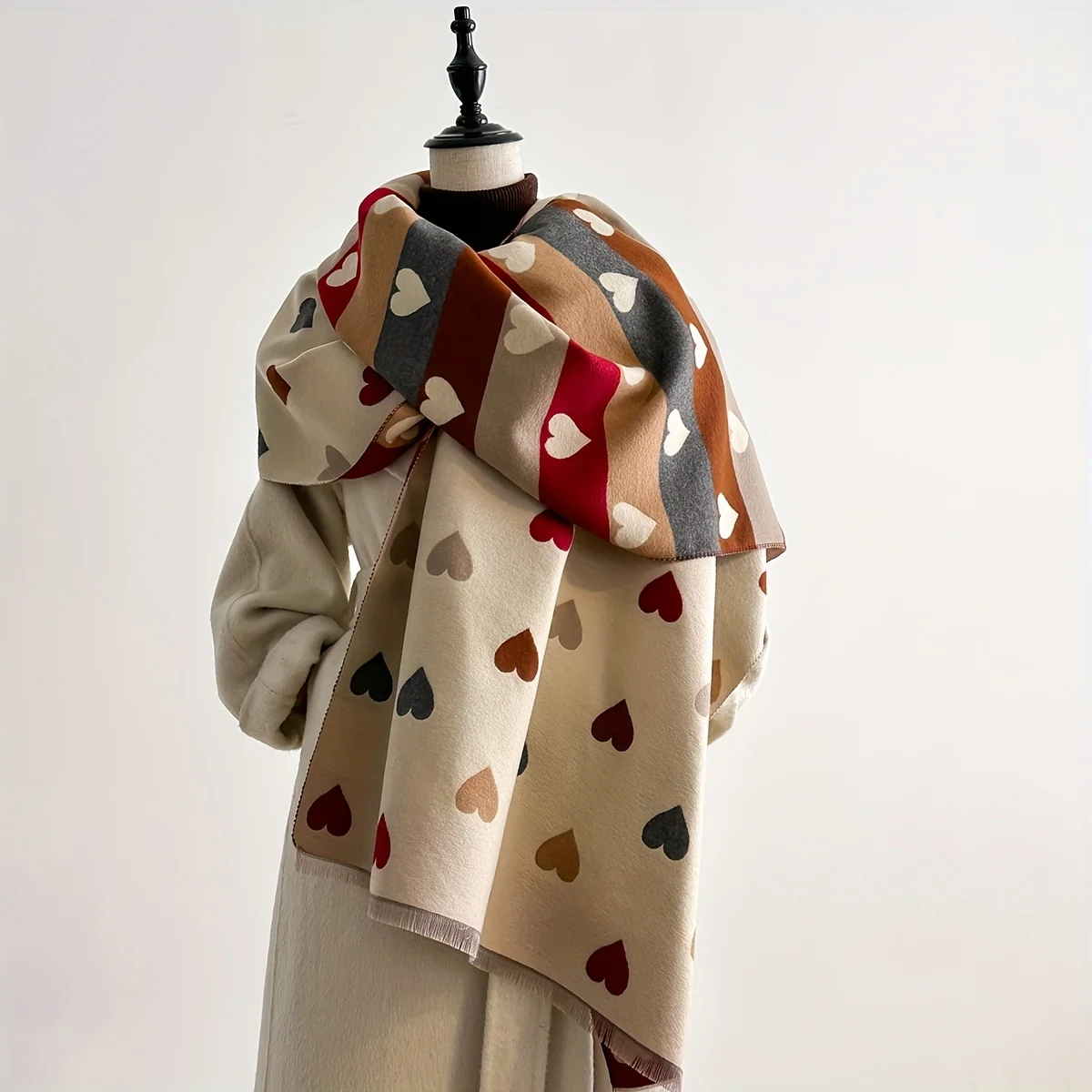 Элегантный двусторонний шарф с принтом сердца. Мягкий, теплый и универсальный для зимы, вечеринок и свиданий. Несколько цветов. Моющаяся вручную.
Элегантный двусторонний шарф с принтом сердца. Мягкий, теплый и универсальный для зимы, вечеринок и свиданий. Несколько цветов. Моющаяся вручную.