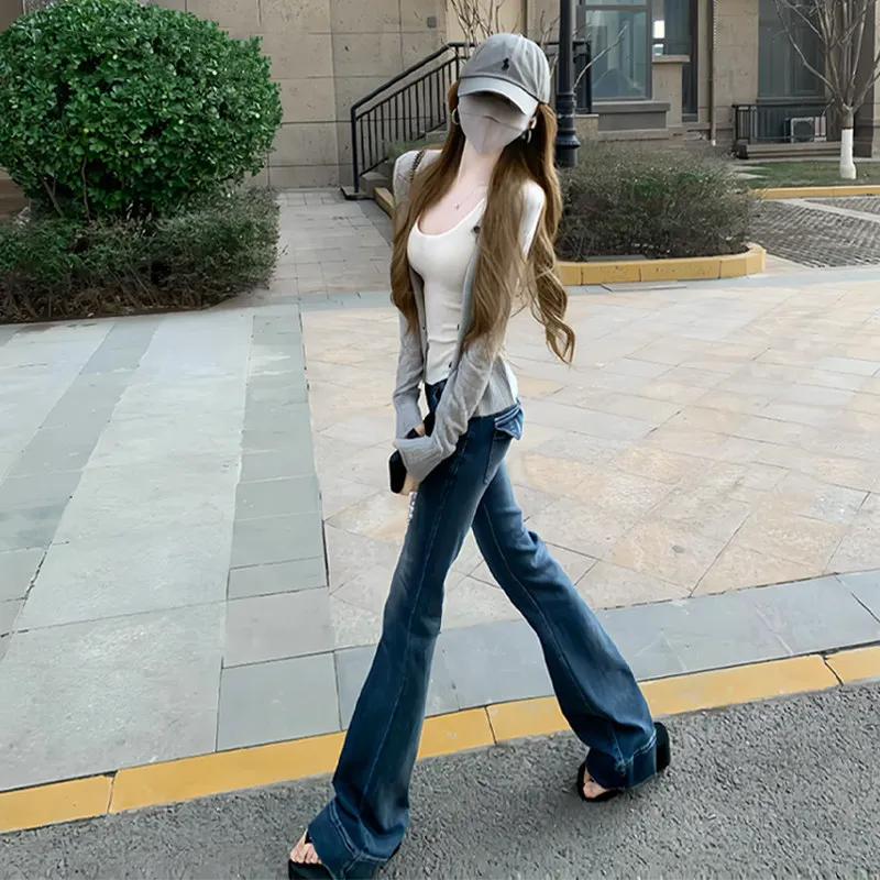Low Waist Bell Bottom Jeans Women's Elastic Slimming Cotton Denim Spring New Style Easy Dreaming Bell Pant Ladies Jeans
Low Waist Bell Bottom Jeans Women's Elastic Slimming Cotton Denim Spring New Style Easy Dreaming Bell Pant Ladies Jeans