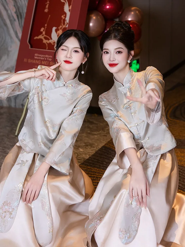 Новое китайское женское платье-миди с длинными рукавами, винтажное, с вышивкой, со средней талией, в пол
Новое китайское женское платье-миди с длинными рукавами, винтажное, с вышивкой, со средней талией, в пол