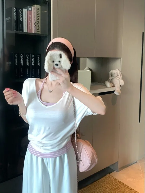 White V-Neck Short Sleeve T-Shirt Women's Summer Fashion Set Pink Striped Inner Wear Tank Top Two-Piece Set Loose Fit Casual ...
White V-Neck Short Sleeve T-Shirt Women's Summer Fashion Set Pink Striped Inner Wear Tank Top Two-Piece Set Loose Fit Casual ...