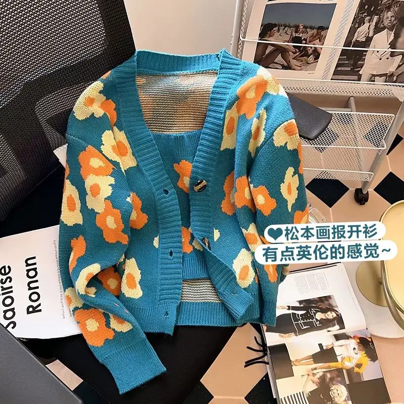 Spicy Girls High Grade Hanging Strap Two Piece Set Of Cardigan Wearing Sweater Women Spring Winter Short Knitted Cardigan Set
Spicy Girls High Grade Hanging Strap Two Piece Set Of Cardigan Wearing Sweater Women Spring Winter Short Knitted Cardigan Set