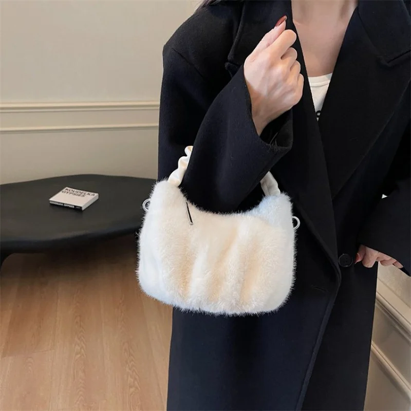 2025 New High-end Ladies Leather Hand Bag Luxury Brand Famous Designer Casual Paris Vintage
2025 New High-end Ladies Leather Hand Bag Luxury Brand Famous Designer Casual Paris Vintage