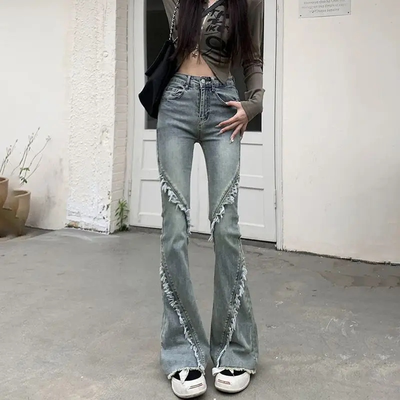 Расклешенные джинсовые джинсы в стиле ретро, женские весенне-осенние потертые американские брюки-колокольчики, без эластичной талии
Расклешенные джинсовые джинсы в стиле ретро, женские весенне-осенние потертые американские брюки-колокольчики, без эластичной талии