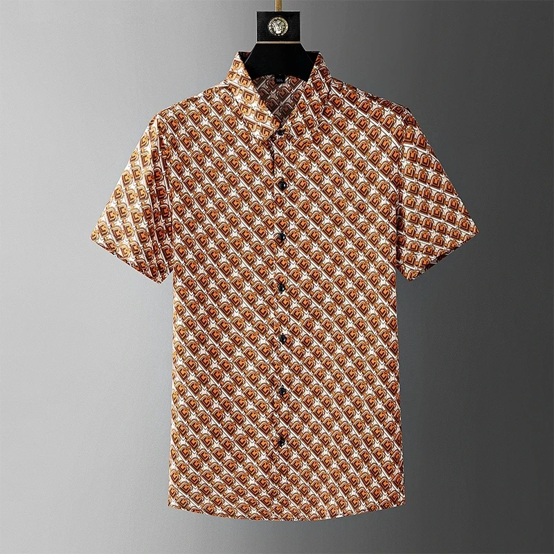 High End Designer New Trend Letter Printed Shirt Men's Short Sleeved 2023 Summer Ice Silk Sweat-Wicking Breathable Casual Shirt
High End Designer New Trend Letter Printed Shirt Men's Short Sleeved 2023 Summer Ice Silk Sweat-Wicking Breathable Casual Shirt