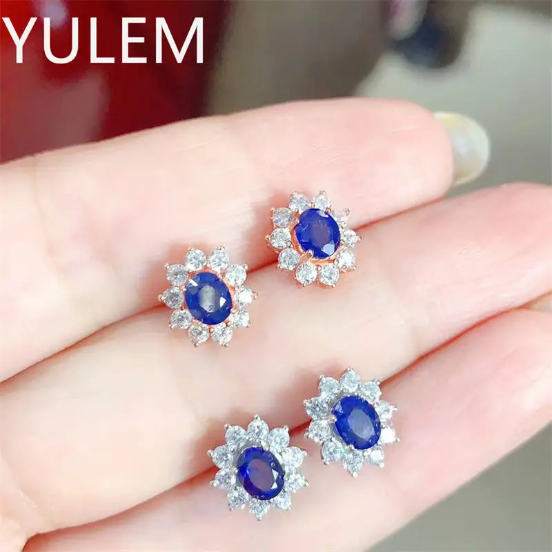 Серьги-гвоздики с натуральным сапфиром, 4 мм x 5 мм, сапфировые серьги, неаллергенные позолоченные ювелирные изделия 18 карат для повседневного ношения
Серьги-гвоздики с натуральным сапфиром, 4 мм x 5 мм, сапфировые серьги, неаллергенные позолоченные ювелирные изделия 18 карат для повседневного ношения