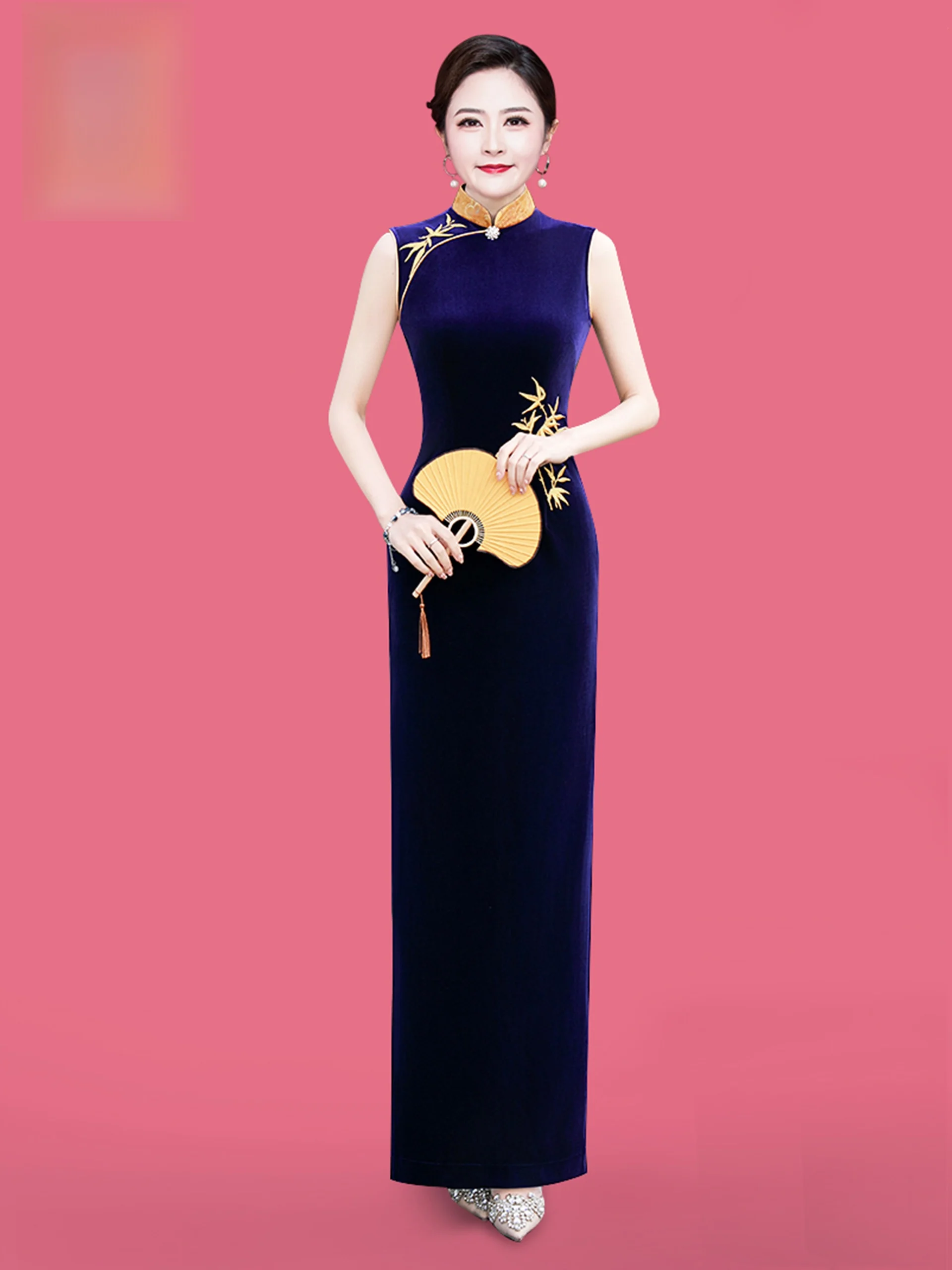 Ele New Chinese Sle Reformed Embroidered Velvet Stage Faion ow Performance Women's Long Dr Gown
Ele New Chinese Sle Reformed Embroidered Velvet Stage Faion ow Performance Women's Long Dr Gown