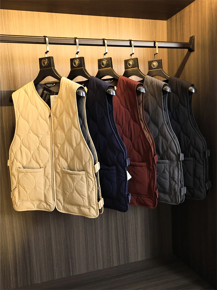 Retro Japanese Sle! Gourd Quilted! Winter Men's Color Versatile Trendy Cotton Vest Skin-friendly No-collar Thiened ...
Retro Japanese Sle! Gourd Quilted! Winter Men's Color Versatile Trendy Cotton Vest Skin-friendly No-collar Thiened ...