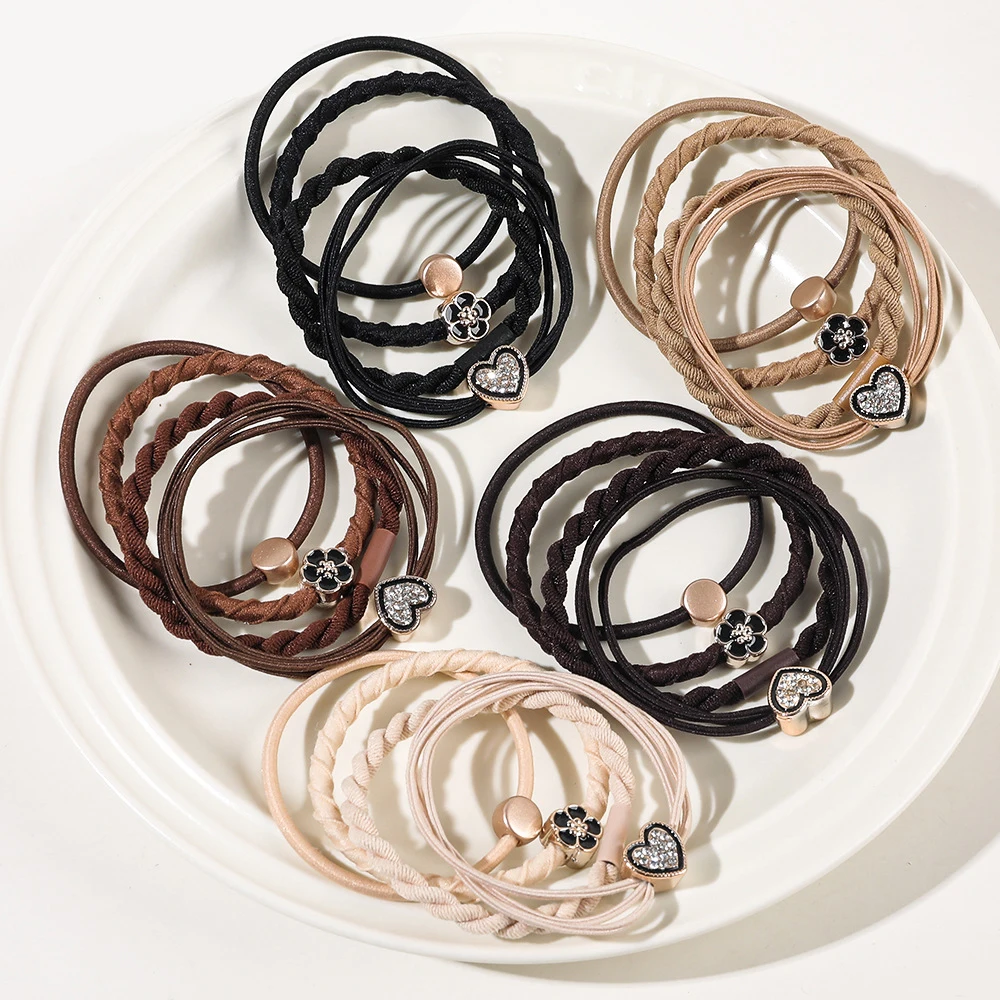 Набор из 4 шт. базовых резинок для волос для женщин и девочек, однотонные эластичные повязки на голову, держатели для хвоста, аксессуары для волос, украшения
Набор из 4 шт. базовых резинок для волос для женщин и девочек, однотонные эластичные повязки на голову, держатели для хвоста, аксессуары для волос, украшения