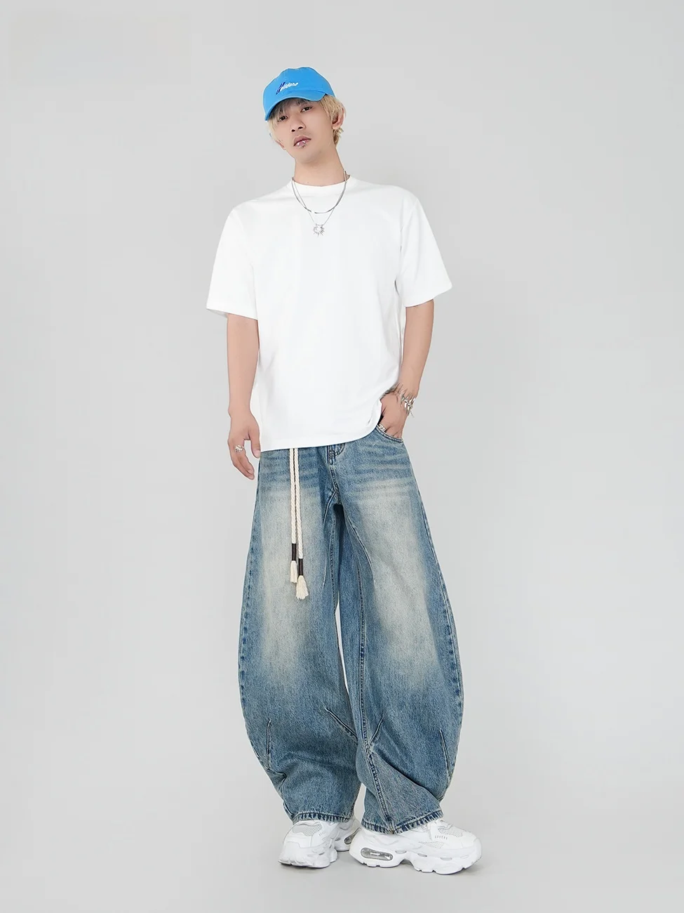 Футболка VE2 Heavyweight Oversized Basic белая, с коротким рукавом, из смесового хлопка, не мнется, повседневная, для мужчин и женщин
Футболка VE2 Heavyweight Oversized Basic белая, с коротким рукавом, из смесового хлопка, не мнется, повседневная, для мужчин и женщин