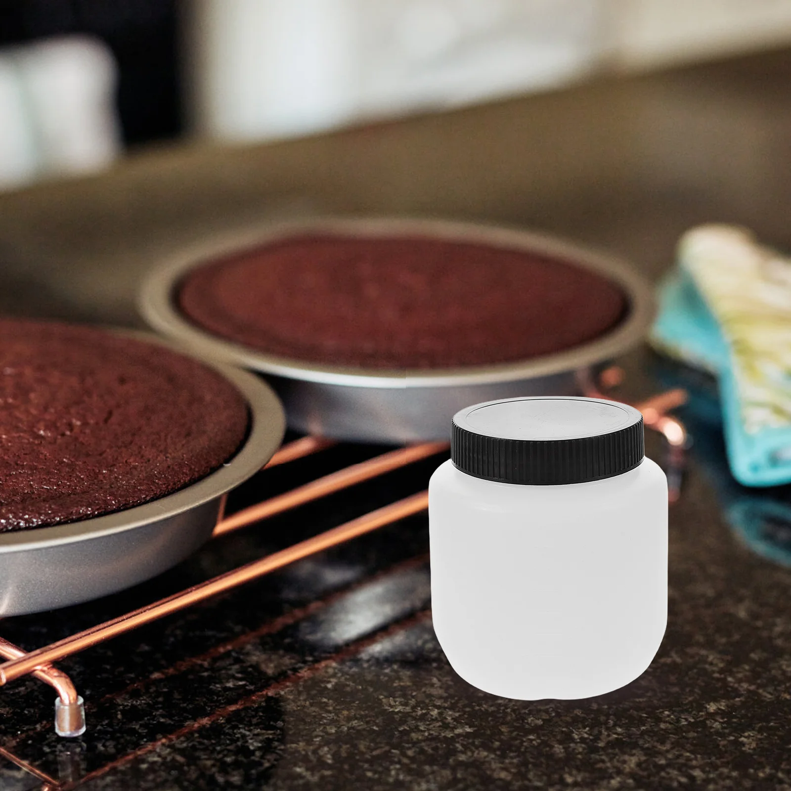 Compact Cake Airbrush Machine Bottle Replacement Chocolate Sprayer Attachment for Professional Cake Decorating Parts
Compact Cake Airbrush Machine Bottle Replacement Chocolate Sprayer Attachment for Professional Cake Decorating Parts