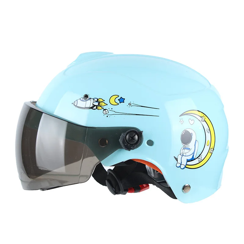 Battery Electric Vehicle Helmet Gray Summer Sunscreen Universal Half Helmet Lightweight Children's Safety Helmet Accesorios Moto
Battery Electric Vehicle Helmet Gray Summer Sunscreen Universal Half Helmet Lightweight Children's Safety Helmet Accesorios Moto