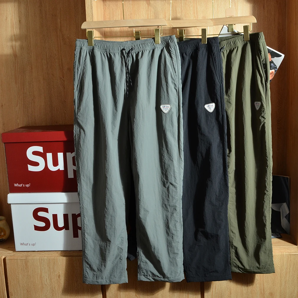 Outdoor Men's Thiened Fce Lined Straight Leg Pants Warm Casual Trousers Sports Long Trousers for Autumn And Winter
Outdoor Men's Thiened Fce Lined Straight Leg Pants Warm Casual Trousers Sports Long Trousers for Autumn And Winter