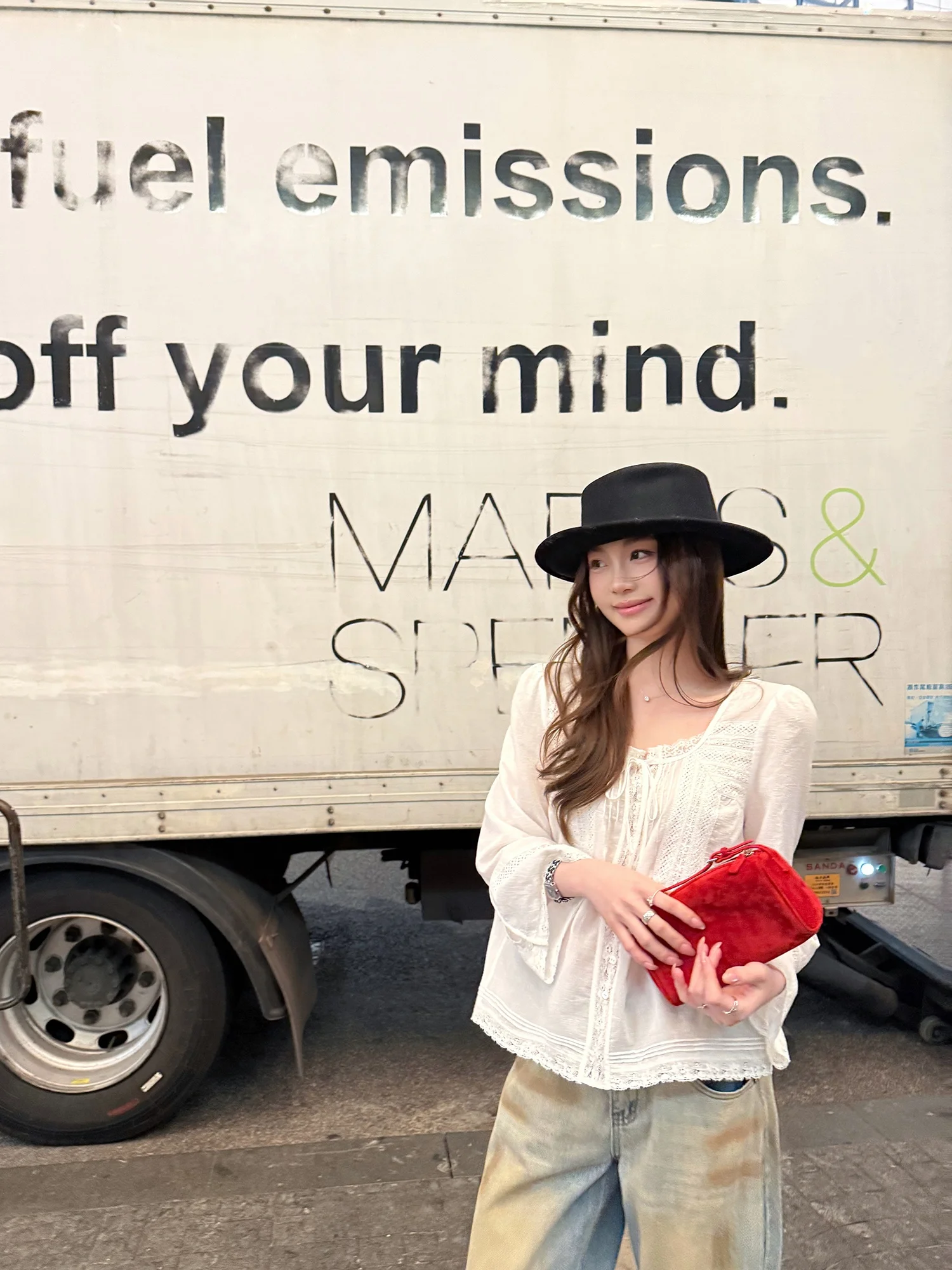 Женская шифоновая блузка Y Studio с кружевной отделкой, свободного кроя, с круглым вырезом, на пуговицах, цвета «Белый чай» и «Вечерний бриз»
Женская шифоновая блузка Y Studio с кружевной отделкой, свободного кроя, с круглым вырезом, на пуговицах, цвета «Белый чай» и «Вечерний бриз»