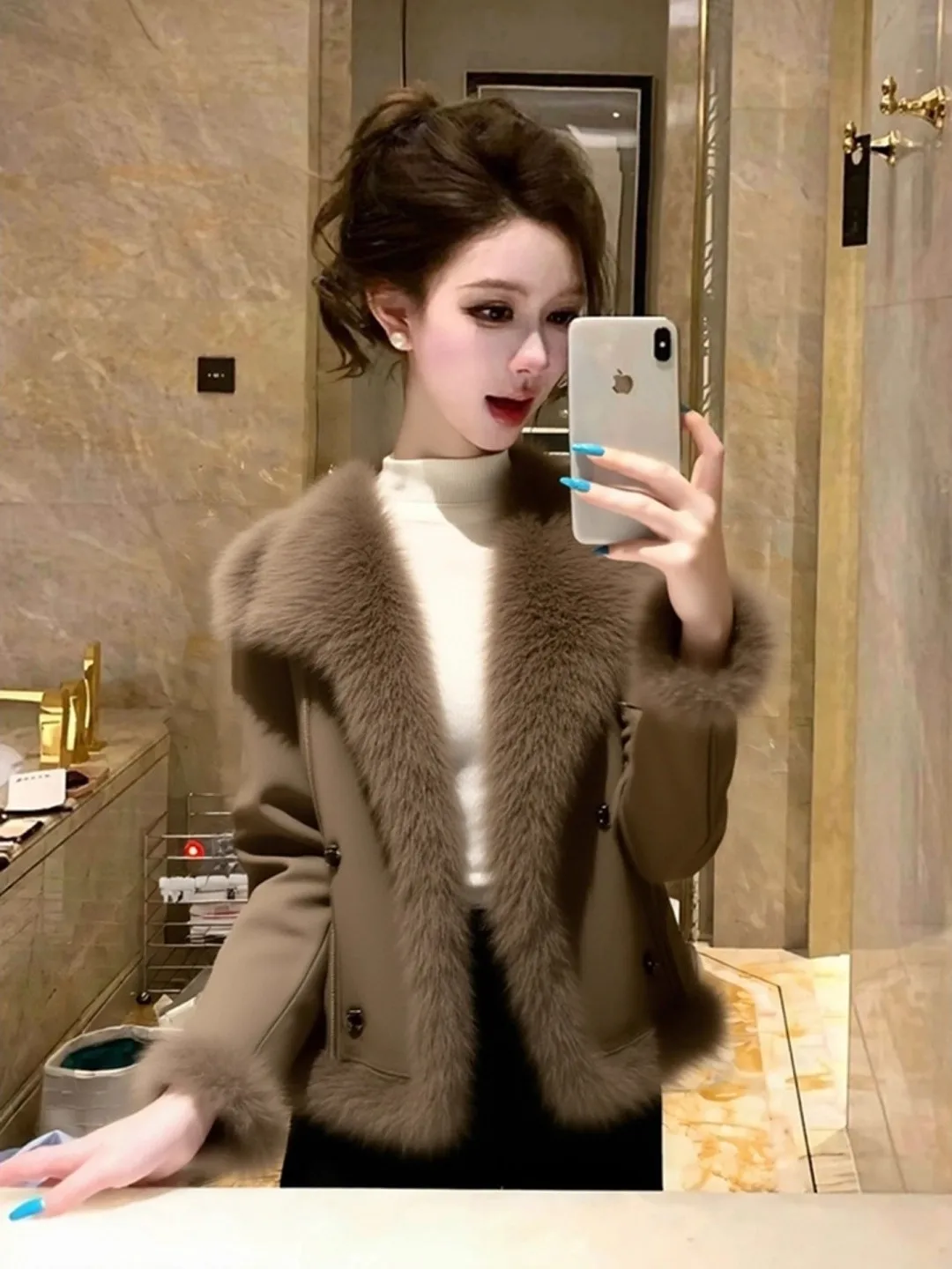 Ele Thiened Women's Coat with Fur Collar Waist-Cinching Luxury Faion ort Outerwear for Petite Ladies Winter New Arr...
Ele Thiened Women's Coat with Fur Collar Waist-Cinching Luxury Faion ort Outerwear for Petite Ladies Winter New Arr...