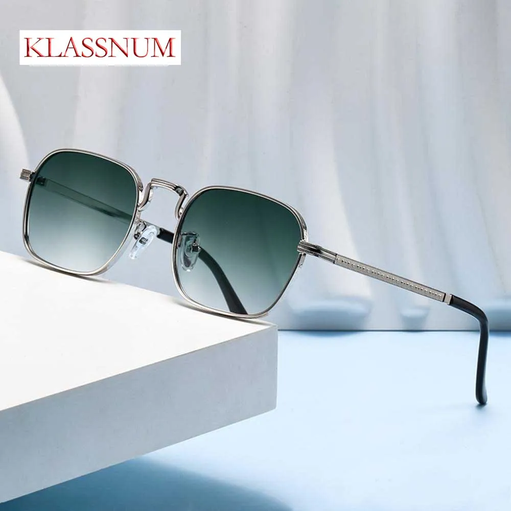 KLASSNUM New Square Metal Sunglasses Retro Luxury Design Men pilot Sunglasses Women Personalized Uv Resistant Eyeglass Uv400
KLASSNUM New Square Metal Sunglasses Retro Luxury Design Men pilot Sunglasses Women Personalized Uv Resistant Eyeglass Uv400