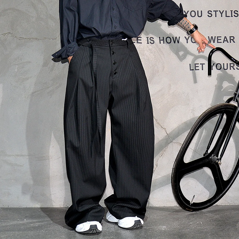 Man Commuter Pleated Straight Pant Men American Streetwear Fashion Loose Casual Cleanfit Stripe Wide Leg Suit Pant Baggy Trouser
Man Commuter Pleated Straight Pant Men American Streetwear Fashion Loose Casual Cleanfit Stripe Wide Leg Suit Pant Baggy Trouser