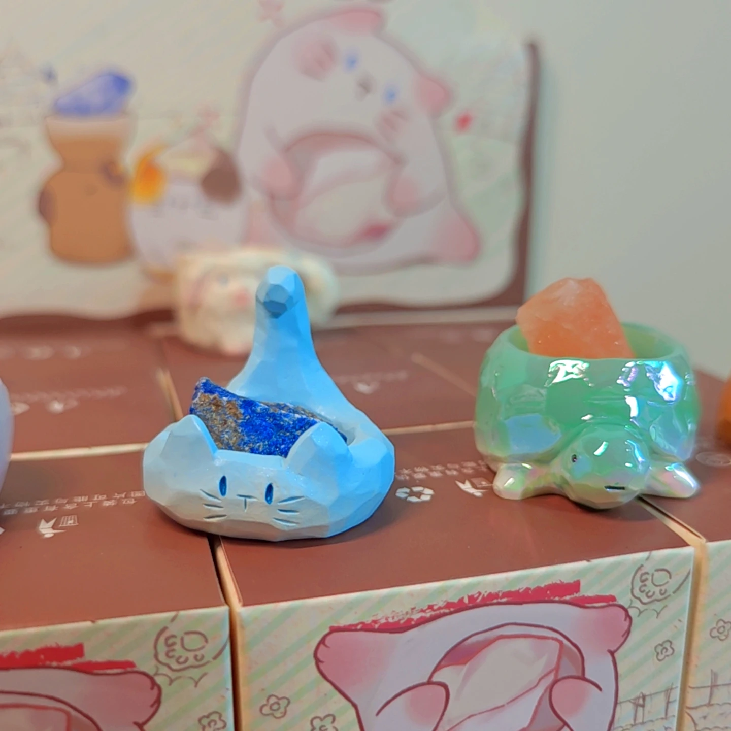 В наличии животное Pai хрустальный камень глухая коробка офисный стол небольшой орнамент ароматный камень кошка подарок игрушки для коллег друзей 
В наличии животное Pai хрустальный камень глухая коробка офисный стол небольшой орнамент ароматный камень кошка подарок игрушки для коллег друзей