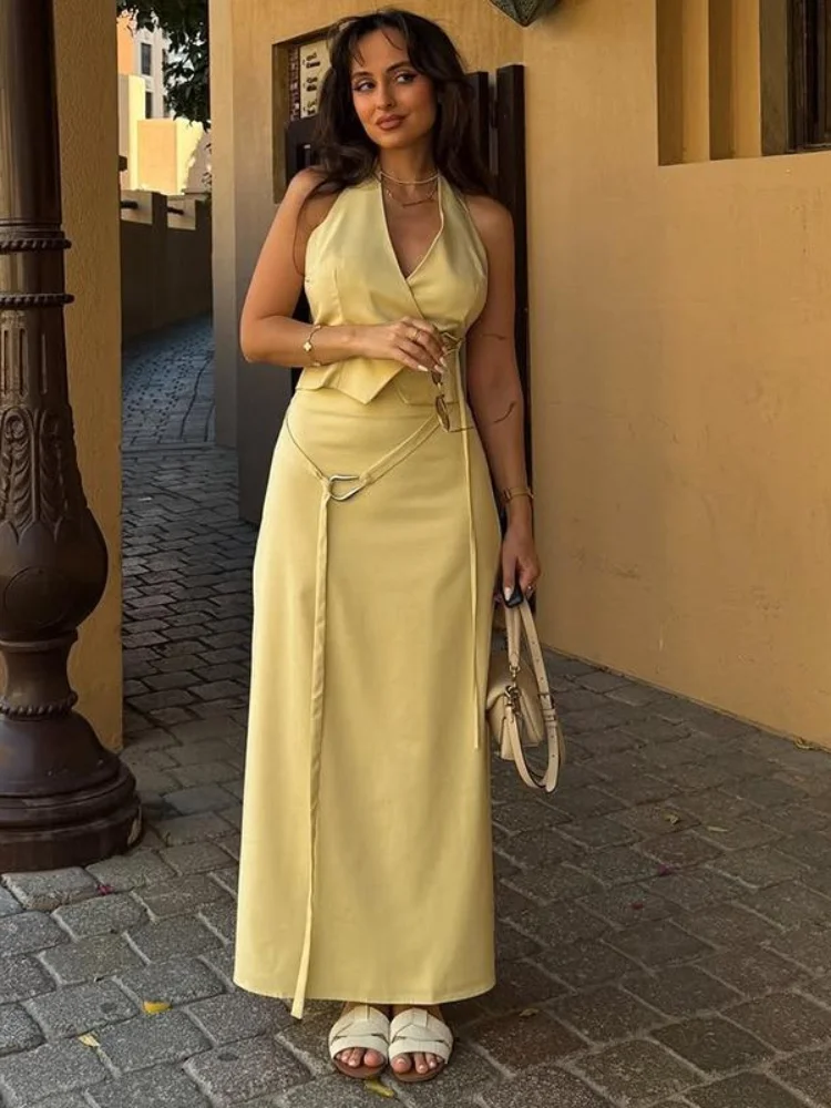 Fashion Halter Women's Two Piece Suit V-neck Sleeveless Lace Up Top A-line Hip Package Long Skirt 2025 Summer Lady Causal Outfit
Fashion Halter Women's Two Piece Suit V-neck Sleeveless Lace Up Top A-line Hip Package Long Skirt 2025 Summer Lady Causal Outfit
