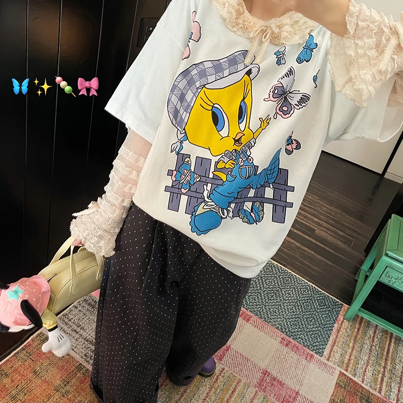 Женская футболка Vimag в стиле ретро с американским градиентным принтом, свободного кроя, из хлопка, с коротким рукавом, круглым вырезом и мультяшным дизайном
Женская футболка Vimag в стиле ретро с американским градиентным принтом, свободного кроя, из хлопка, с коротким рукавом, круглым вырезом и мультяшным дизайном