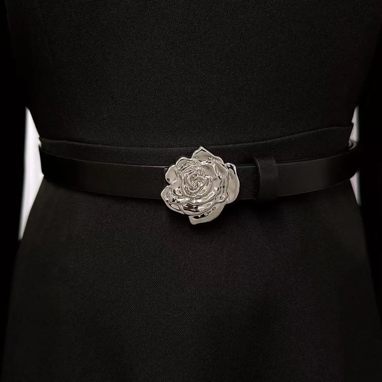 Designer Belts For Women 2cm High Quality Luxury Y2K Female Waist Black Leather Waistband Girls Jeans Punk Corset Belt
Designer Belts For Women 2cm High Quality Luxury Y2K Female Waist Black Leather Waistband Girls Jeans Punk Corset Belt