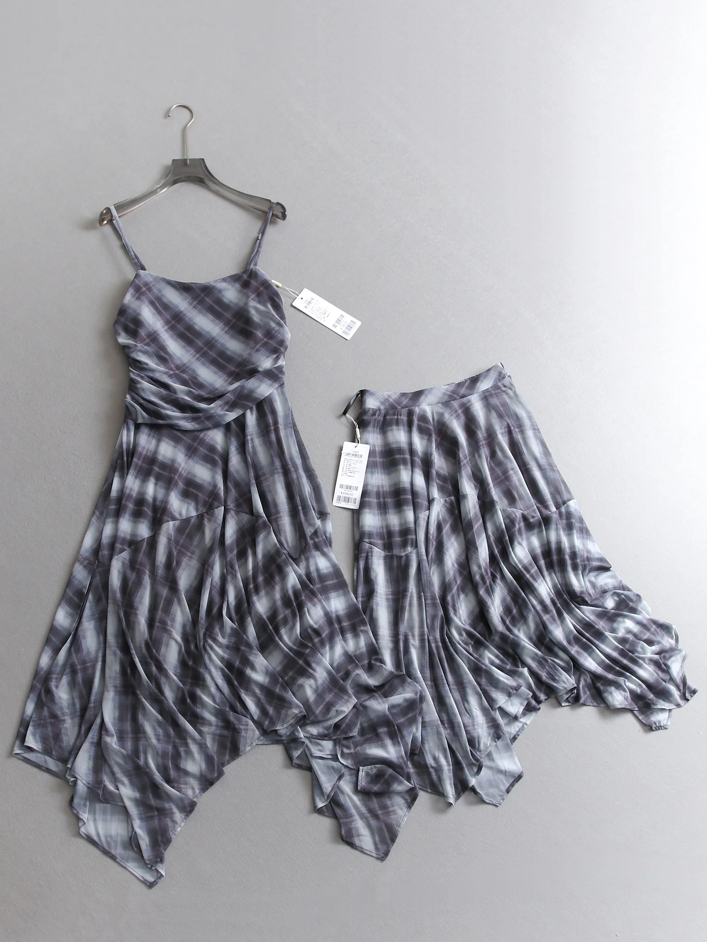 Retro Plaid Asymmetrical Lace Halter Dress 3D Waist Shaping Slimming Lazy Romantic Women's Dress Casual Style No Brand
Retro Plaid Asymmetrical Lace Halter Dress 3D Waist Shaping Slimming Lazy Romantic Women's Dress Casual Style No Brand