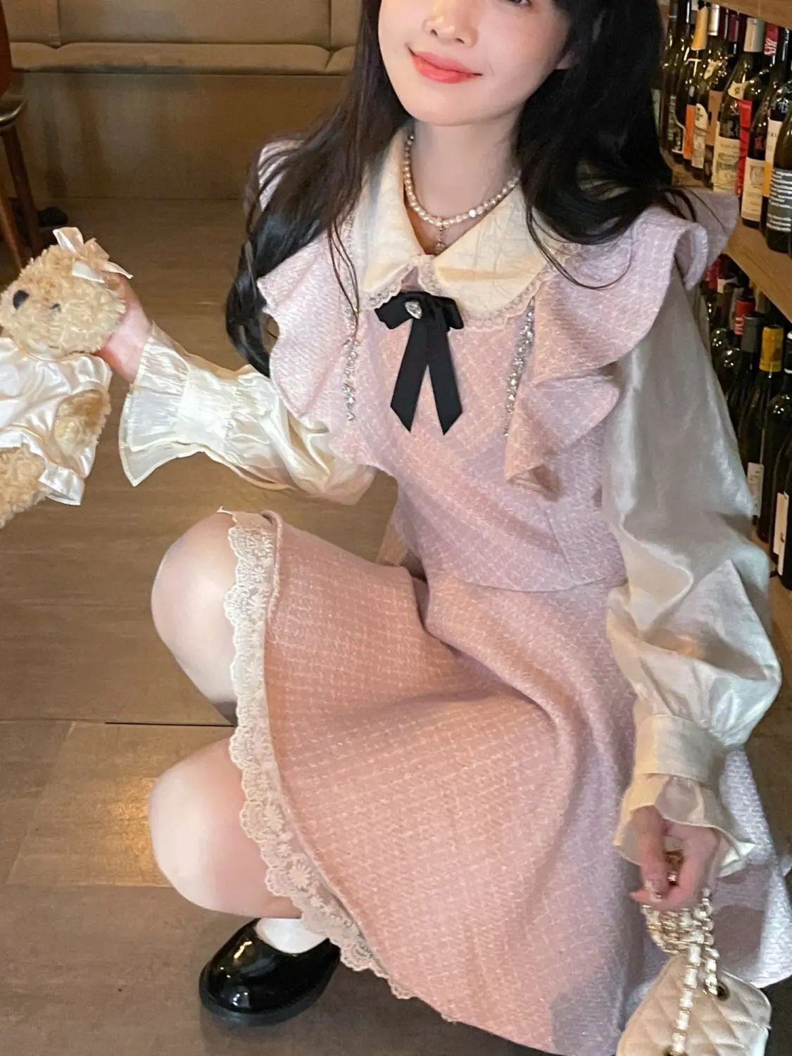 2024 Autumn Women Two Piece Sets Sweet Girls Lace Splicing Long Sleeve Shirt Tops + Flying Sleeve A Line Pink Short Tweed Dress
2024 Autumn Women Two Piece Sets Sweet Girls Lace Splicing Long Sleeve Shirt Tops + Flying Sleeve A Line Pink Short Tweed Dress