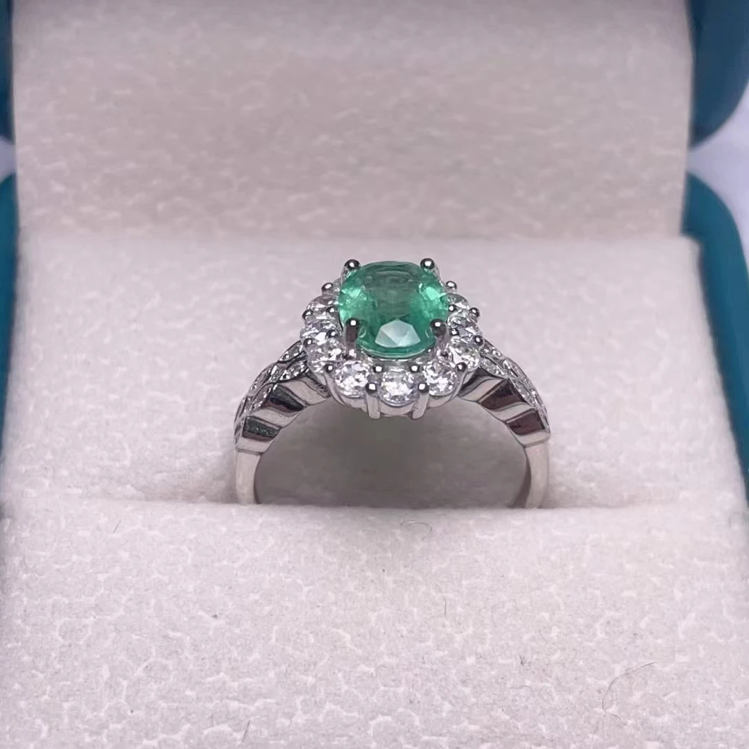KJJEAXCMY Fine Jewelry Natural Emerald Women's Ring S925 Pure Silver Exquisite Inlaid High Clarity Gems Support Testing
KJJEAXCMY Fine Jewelry Natural Emerald Women's Ring S925 Pure Silver Exquisite Inlaid High Clarity Gems Support Testing