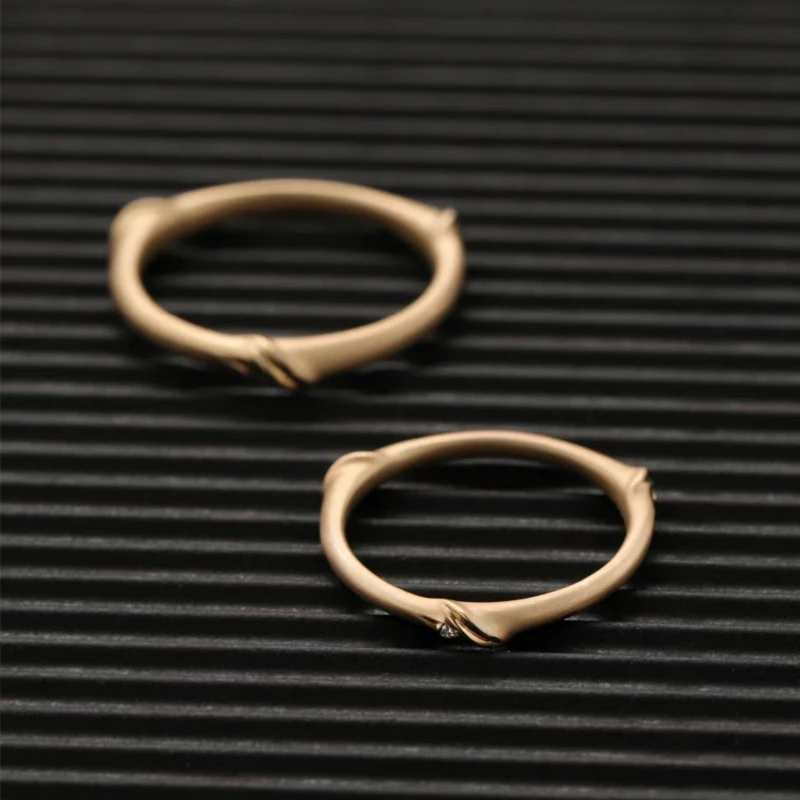 AZS Handcrafted Custom Designer Simple Star Halo Gold-Plated Silver Rings with Lab-Grown Diamonds - Valentine, Wedding
AZS Handcrafted Custom Designer Simple Star Halo Gold-Plated Silver Rings with Lab-Grown Diamonds - Valentine, Wedding