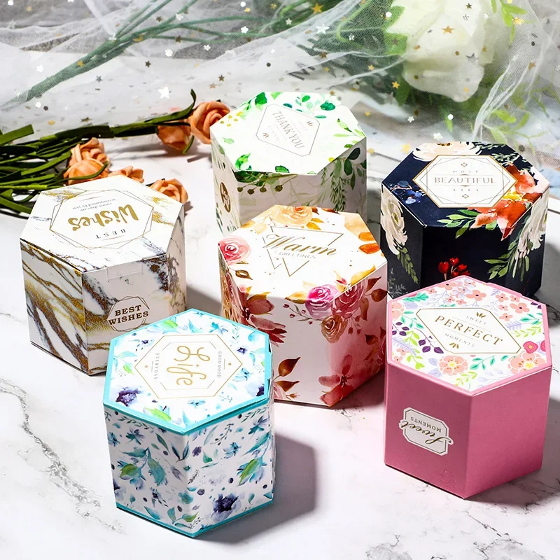 50pcs wedding flower gift box baby shower birthday cajas de carton bolsas de papel candy packing box
50pcs wedding flower gift box baby shower birthday cajas de carton bolsas de papel candy packing box
