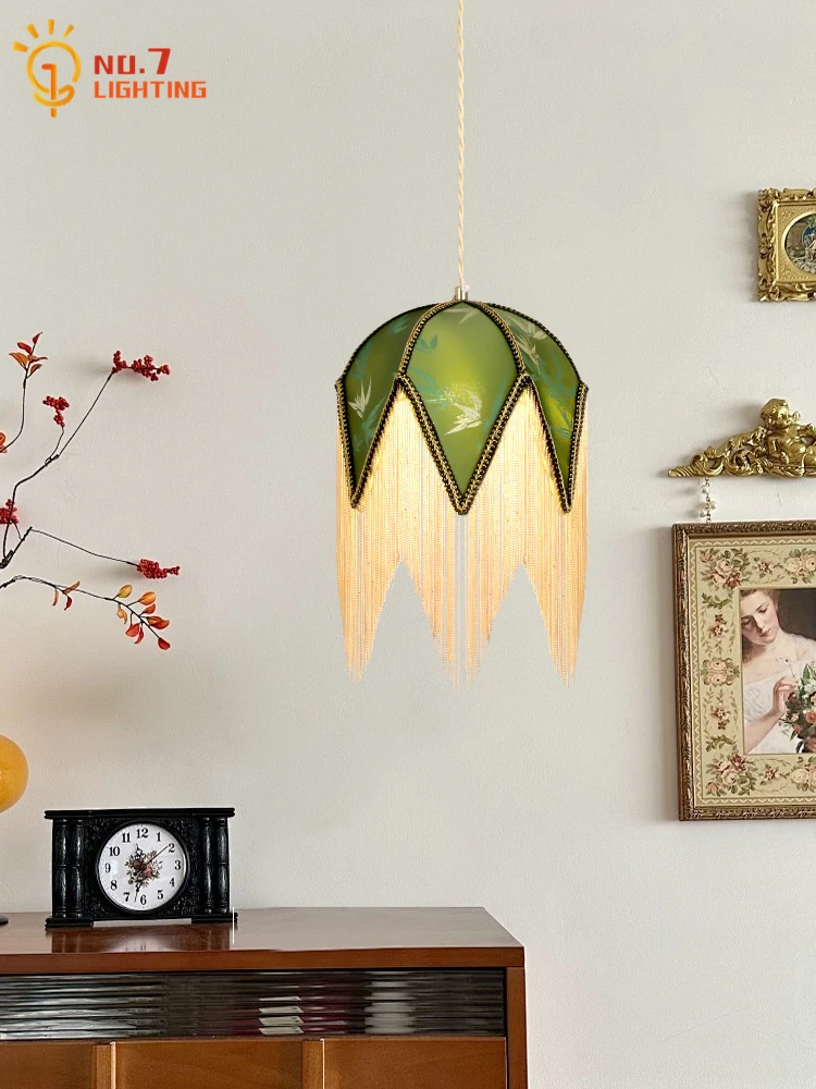 French Retro Luxury Copper Tassel Pendant Lights LED E27 Atmosphere Classical Art Decorative Hanging Lamp Dining/Living Room Bar
French Retro Luxury Copper Tassel Pendant Lights LED E27 Atmosphere Classical Art Decorative Hanging Lamp Dining/Living Room Bar