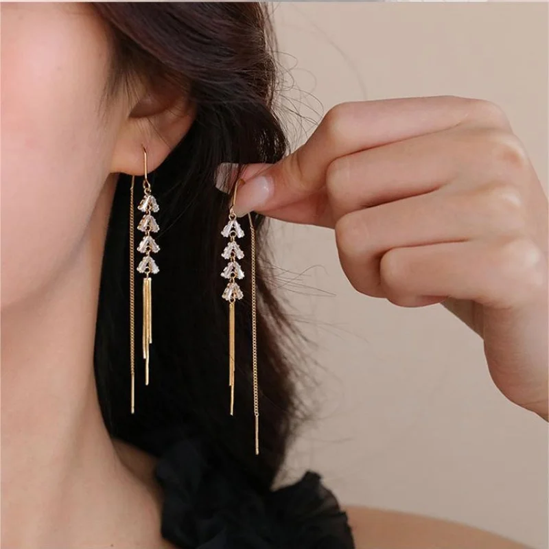 New Fashion Trend Unique Design Golden Wheat Leaves Long Tassel Earrings Elegant Exquisite Temperament Ladies Wedding Jewelry
New Fashion Trend Unique Design Golden Wheat Leaves Long Tassel Earrings Elegant Exquisite Temperament Ladies Wedding Jewelry