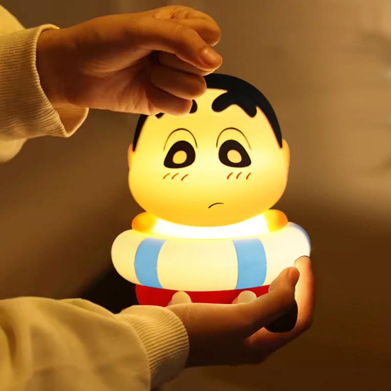 Crayon Shin-Chan, фигурки, ночник, модель Shinnosuke, прикроватная лампа, кукла, Хэллоуин, игрушка для детей, творческая коллекция, светящийся подарок
Crayon Shin-Chan, фигурки, ночник, модель Shinnosuke, прикроватная лампа, кукла, Хэллоуин, игрушка для детей, творческая коллекция, светящийся подарок