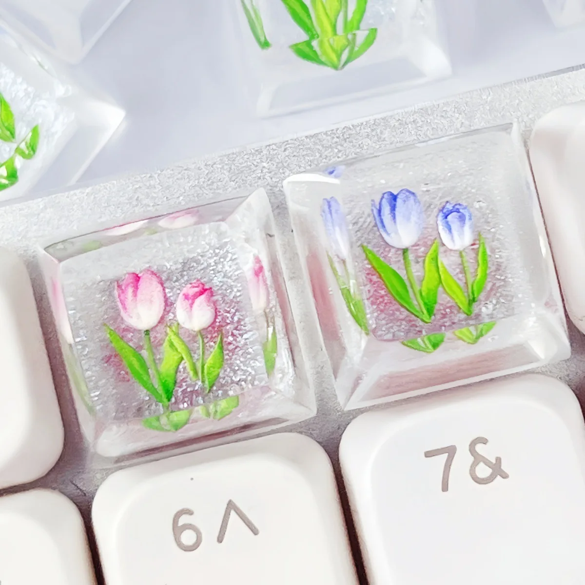Epoxy DIY personalized 3D resin cute translucent tulip keycap creative cross shaft keyboard cap single
Epoxy DIY personalized 3D resin cute translucent tulip keycap creative cross shaft keyboard cap single