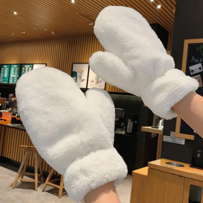 Зимние утолщенные плюшевые мягкие перчатки с длинными пальцами, теплые меховые нечеткие варежки, защита от холода, бархатная подкладка, уличные пушистые перчатки
Зимние утолщенные плюшевые мягкие перчатки с длинными пальцами, теплые меховые нечеткие варежки, защита от холода, бархатная подкладка, уличные пушистые перчатки