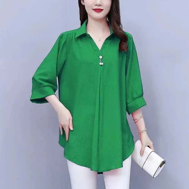 Women's Fashion Lapel Plus Size Slim Blouse 2026 Spring Summer Loose Versatile Mid-Length Office Top
Women's Fashion Lapel Plus Size Slim Blouse 2026 Spring Summer Loose Versatile Mid-Length Office Top