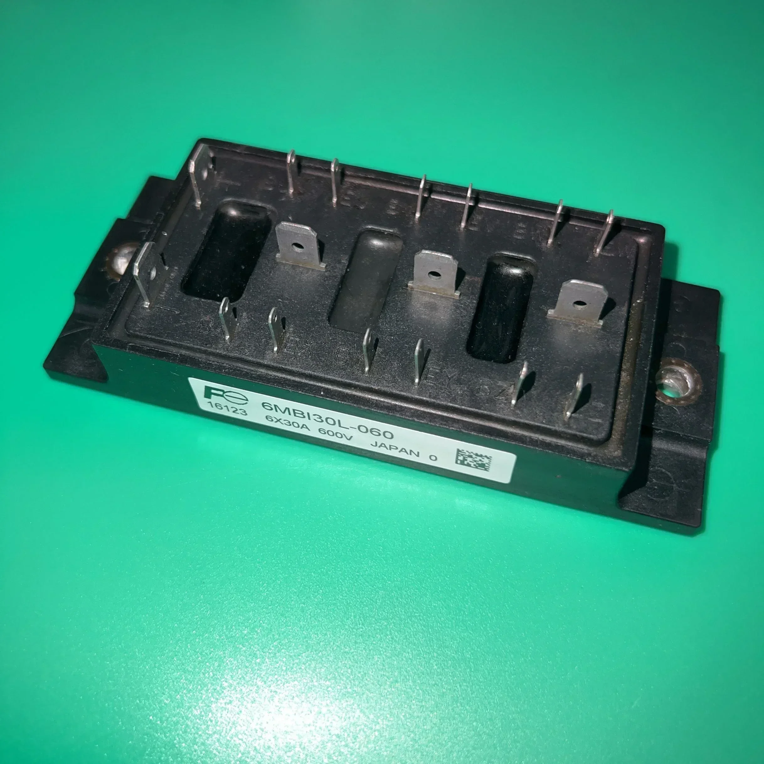 МОДУЛЬ 6MBI30L-060 6x30A 600 В 6MBI30 L-060 IGBT 6MBI30L060 6MBI 30L-060 6 MBI30L-060 6MB130L-060 6MBI30-L060 6MBI-30L-060
МОДУЛЬ 6MBI30L-060 6x30A 600 В 6MBI30 L-060 IGBT 6MBI30L060 6MBI 30L-060 6 MBI30L-060 6MB130L-060 6MBI30-L060 6MBI-30L-060