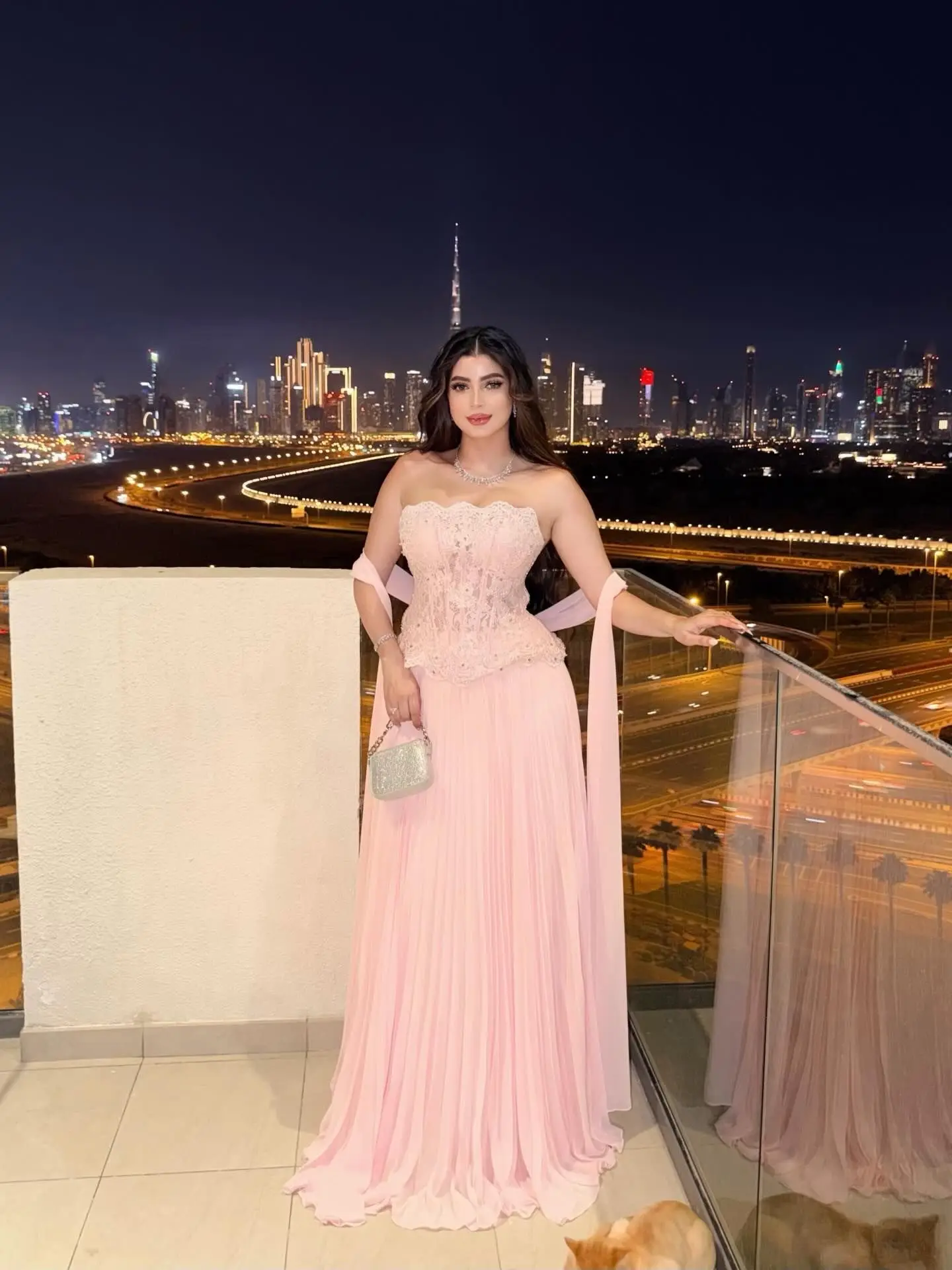 Luxury Pink Strapless Fishbone Crystal Beads Evening Dress Sleeveless corset A Line Formal Cocktail Prom Vestidos Includes shawl
Luxury Pink Strapless Fishbone Crystal Beads Evening Dress Sleeveless corset A Line Formal Cocktail Prom Vestidos Includes shawl