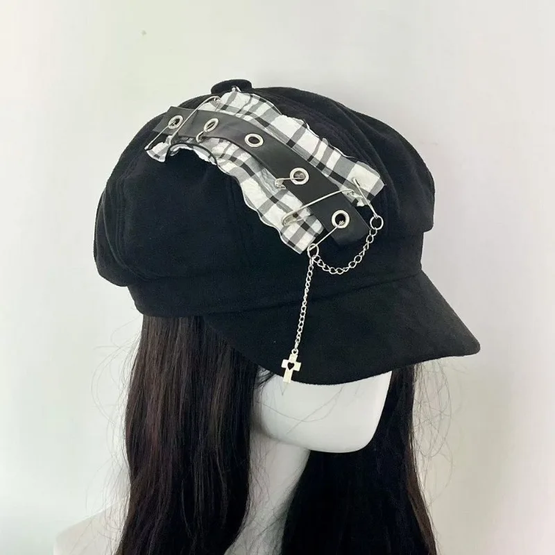 American Hottie Cap Subculture Black White Checkered Stitch-up Hat Punk Harajuku Ins Style Hats Women Chain Design Beret
American Hottie Cap Subculture Black White Checkered Stitch-up Hat Punk Harajuku Ins Style Hats Women Chain Design Beret