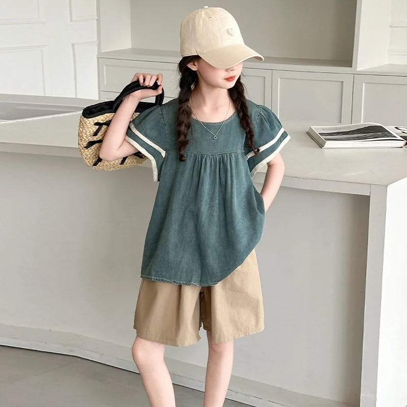 Girls Two Pieces Clothes Set Kids Short Sleeve T-Shirt And Shorts Sets Teen Clothing Set Denim Top & Softy Bottom Size 4-14Y
Girls Two Pieces Clothes Set Kids Short Sleeve T-Shirt And Shorts Sets Teen Clothing Set Denim Top & Softy Bottom Size 4-14Y