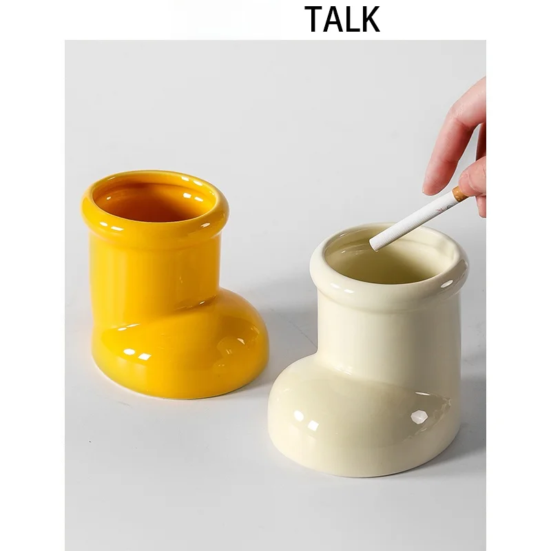 Ceramic Ashtray Creative Office Use Living Room Decorative Item with Cover High-End Sensation Small Shoe Design
Ceramic Ashtray Creative Office Use Living Room Decorative Item with Cover High-End Sensation Small Shoe Design